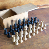 Staunton Boxwood & Ebonised Chess Set with Box