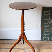 Antique flame mahogany oval wine table - George III