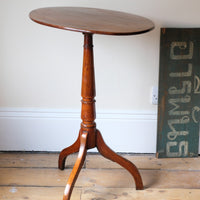 Antique flame mahogany oval wine table - George III