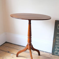 Antique flame mahogany oval wine table - George III