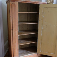 Rare James Shoolbred & Co pine linen storage cupboard (linen press) dates from. 1870–1900, made in Tottenham Court Road, London.