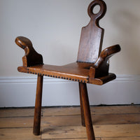 1950s Spanish Brutalist primitive elm leather chair front view