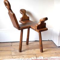 1950s Spanish Brutalist primitive elm leather chair front view