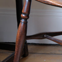 1leg of a 19th Century Windsor Wheelback Armchair in Ash & Elm