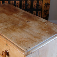 Patina top view on a Victorian Pine Chest of Drawers – Two Small Over Two Deep