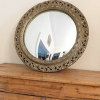 19th Century Round Convex Giltwood Mirror with Pierced Foliate Frame