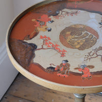 Table top - Pair of antique chinoiserie lacquered pedestal side tables with hand painted oriental scenes and gilt detailing