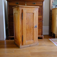 Early 20th Century Pitch Pine Single Door Larder Cupboard with Lift-Off Hinges and Original Sprung Latch