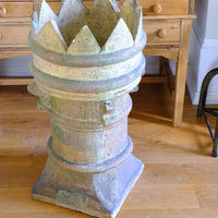 Late Victorian English buff terracotta crown chimney pot c.1880 with vented body and moulded architectural decoration