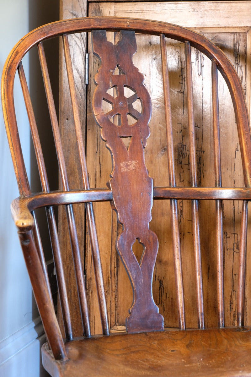 Pair of 19th Century Windsor Wheelback Armchairs in Ash and Elm