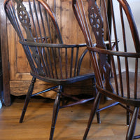 Pair of 19th Century Windsor Wheelback Armchairs in Ash and Elm
