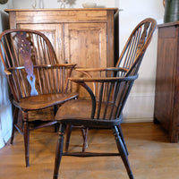 Pair of 19th Century Windsor Wheelback Armchairs in Ash and Elm