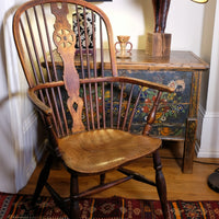 19th‑century Windsor wheelback armchair turned spindles elm seat