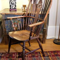19th‑century Windsor wheelback armchair turned spindles elm seat