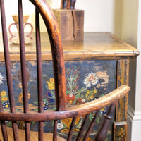 19th‑century Windsor wheelback armchair turned spindles elm seat