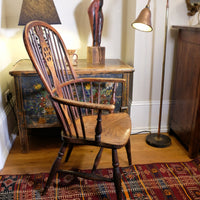 19th-Century English Windsor Wheelback Armchair in Elm and Ash with Original Patina