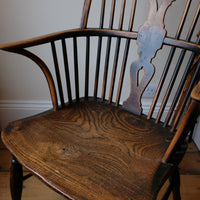 19th century Windsor wheelback armchair in ash and elm