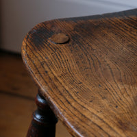 19th century Windsor wheelback armchair in ash and elm