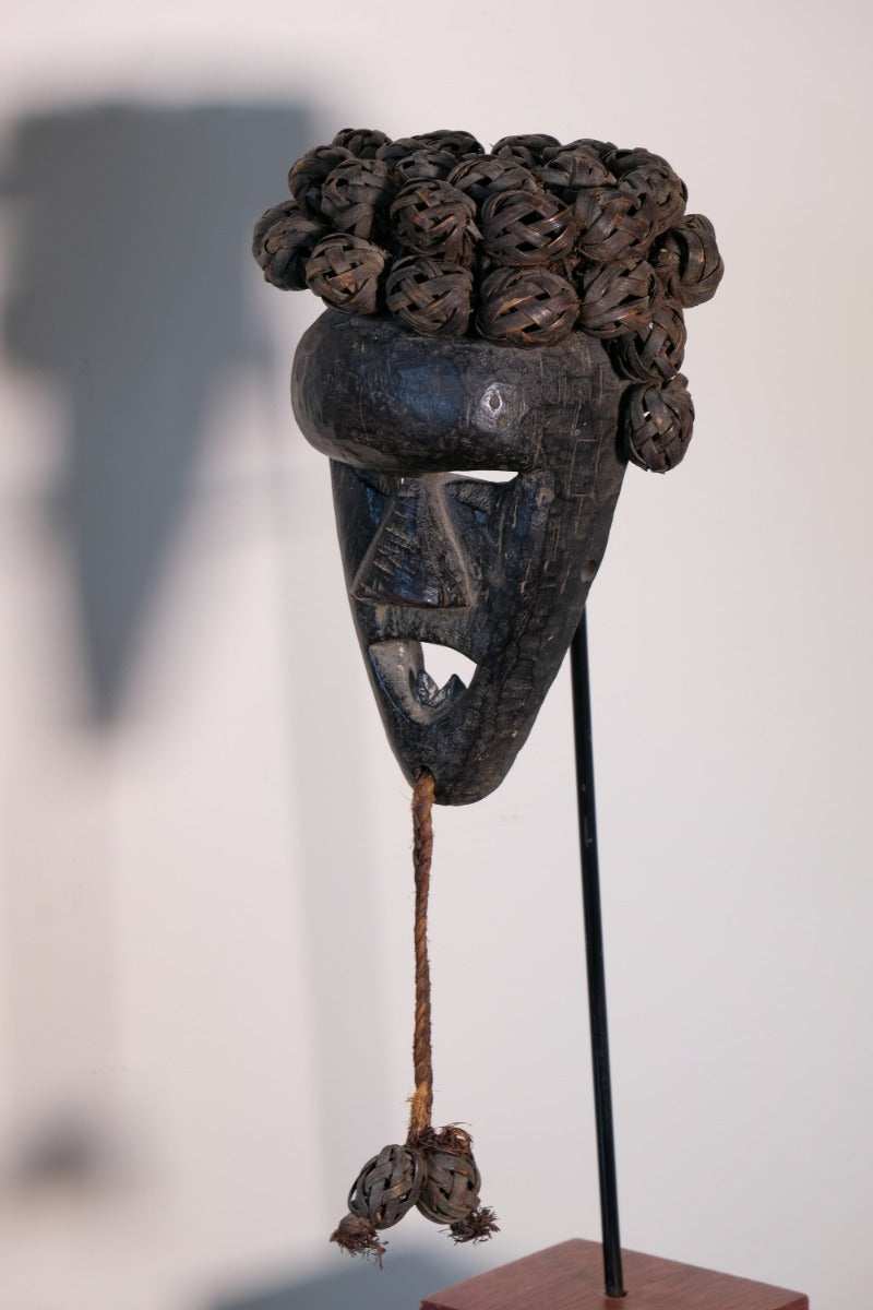 Salampasu Tribal Mask – D.R. Congo Warrior Initiation Artifact