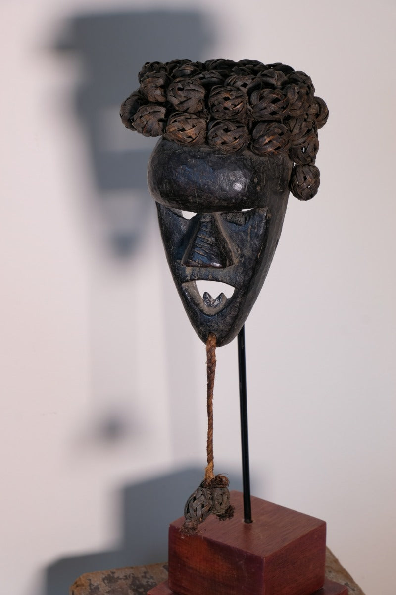 Salampasu Tribal Mask – D.R. Congo Warrior Initiation Artifact