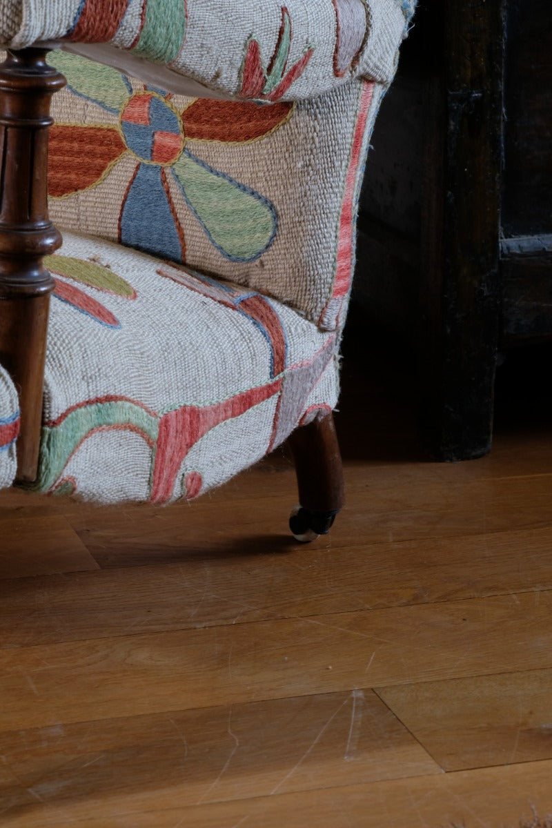 Country House Suzani Kilim Armchair – Handmade Upholstery