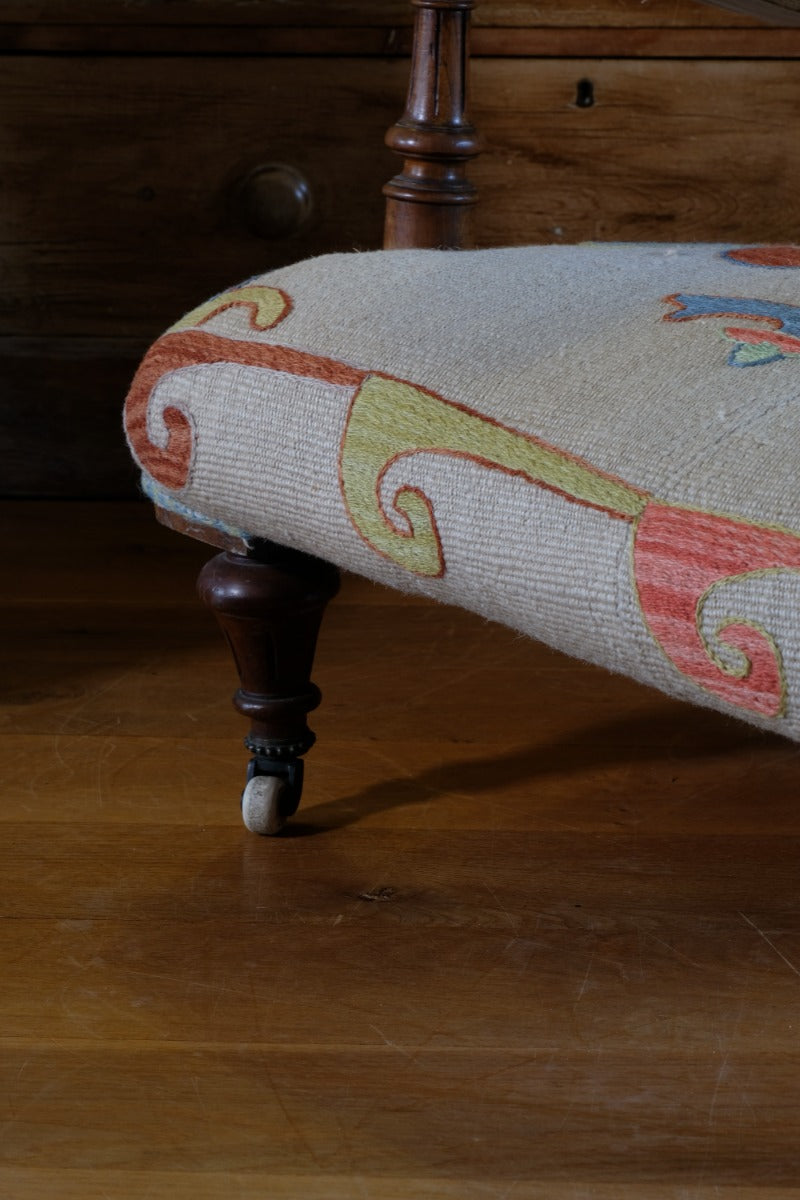 Country House Suzani Kilim Armchair – Handmade Upholstery