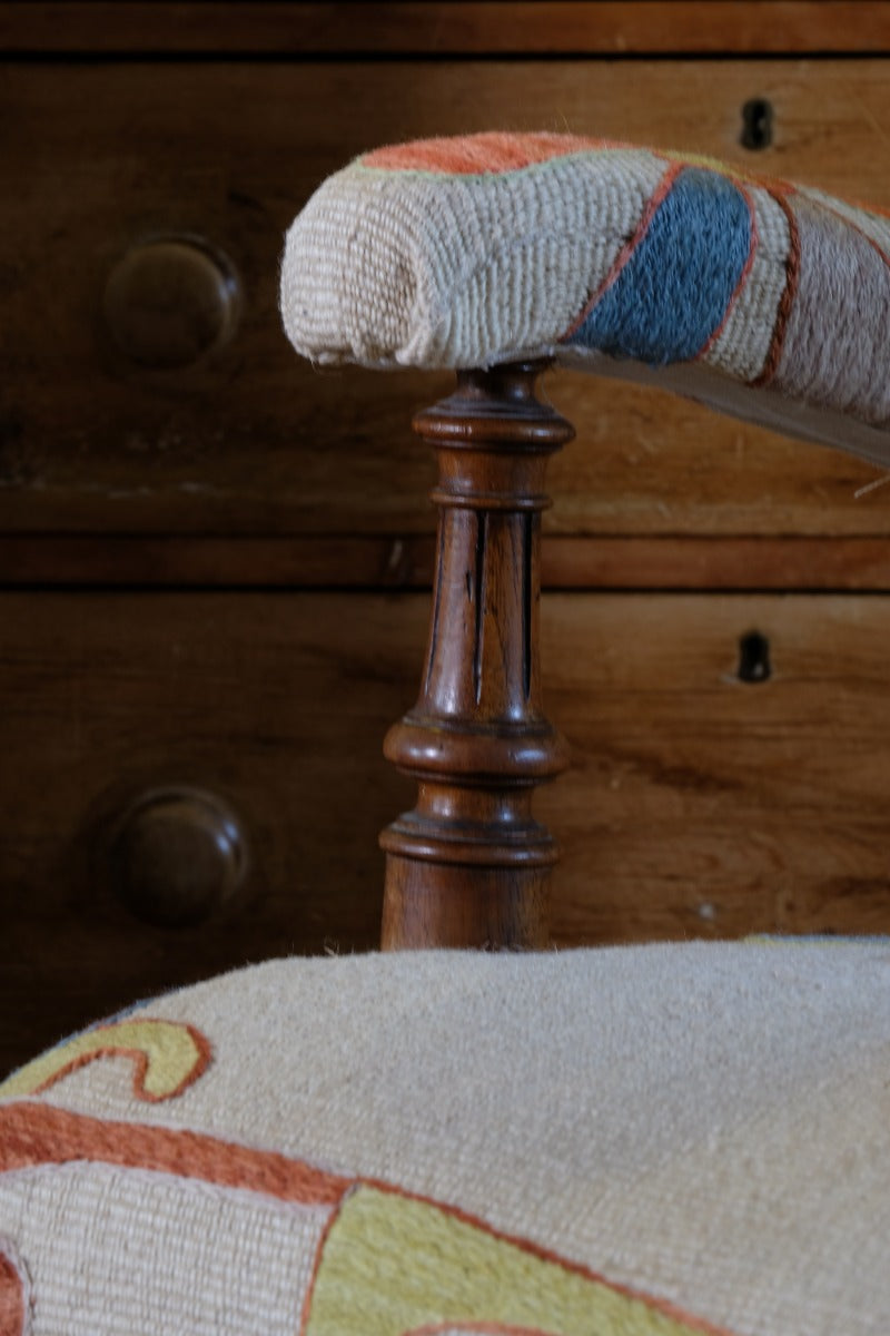 Country House Suzani Kilim Armchair – Handmade Upholstery