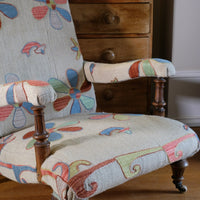 Country House Suzani Kilim Armchair – Handmade Upholstery