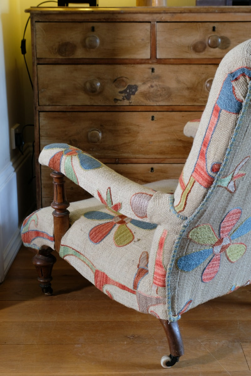 Country House Suzani Kilim Armchair – Handmade Upholstery