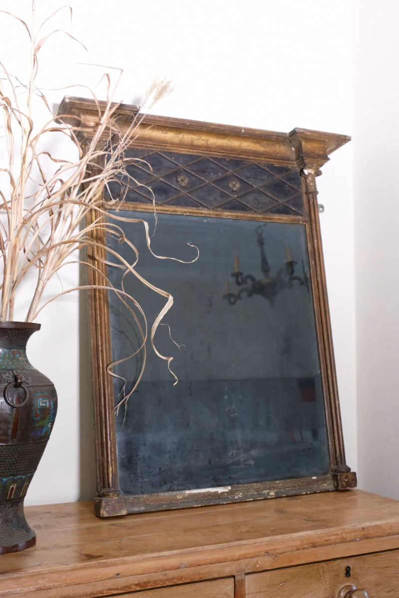 Regency pier mirror c.1820s giltwood frame original foxed bevelled glass