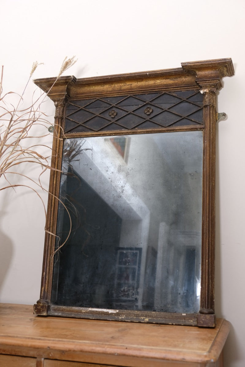 Detail of lattice frieze and Corinthian columns on Regency pier mirror