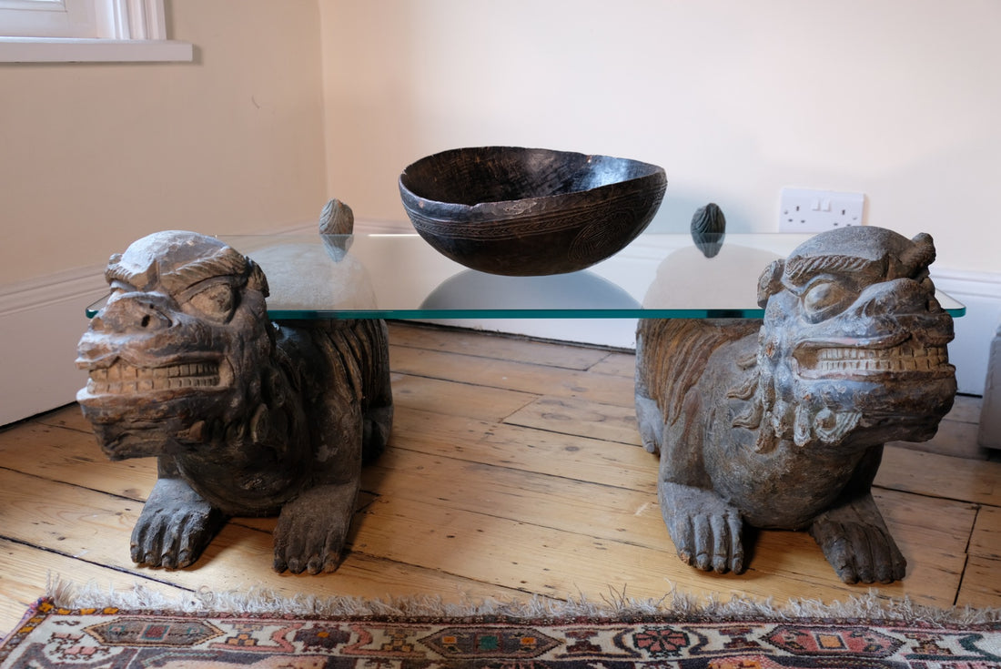 Foo Dogs carved polychrome table - Chinese guardian lion coffee table