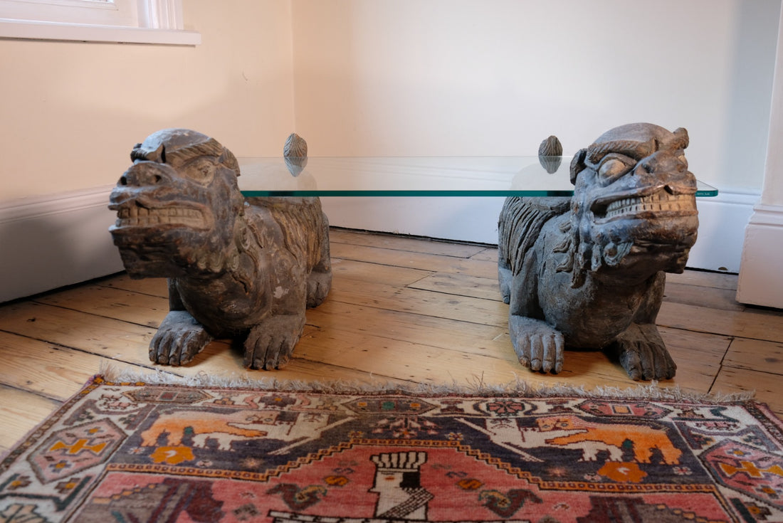 Foo Dogs carved polychrome table - Chinese guardian lion coffee table