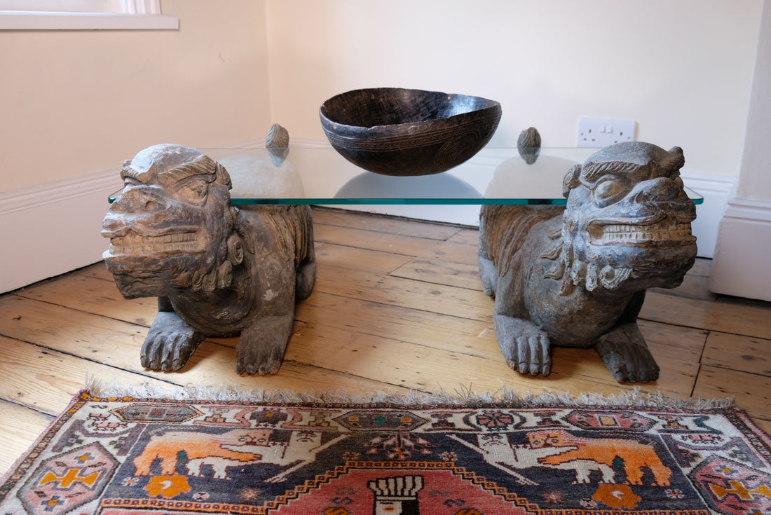 Foo Dogs carved polychrome table - Chinese guardian lion coffee table