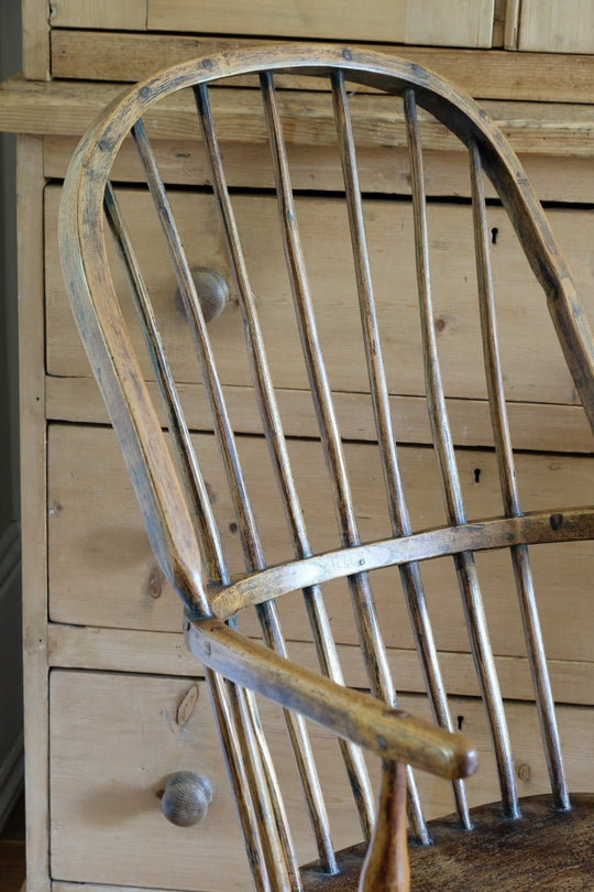 The Timeless Charm of Folk Art Primitive Chairs