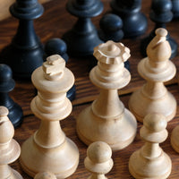 Staunton pattern boxwood & ebonised chess set