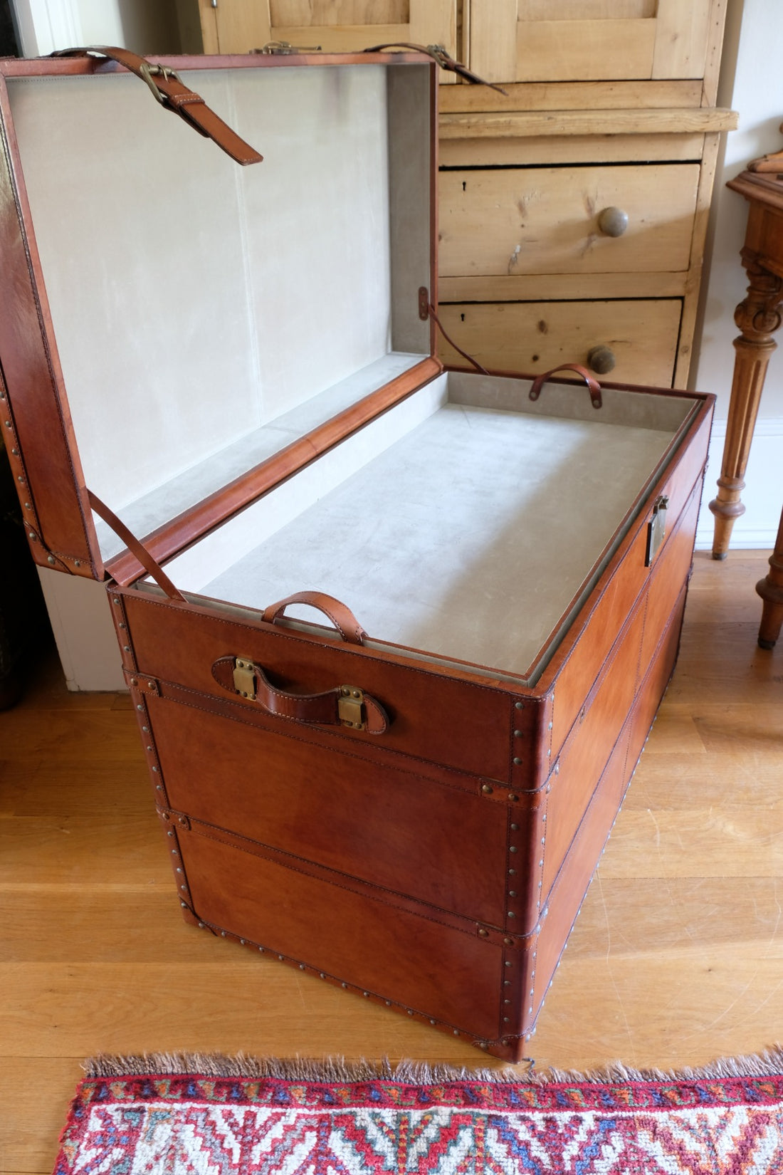 English tan leather steamer trunk with velvet lining & internal tray