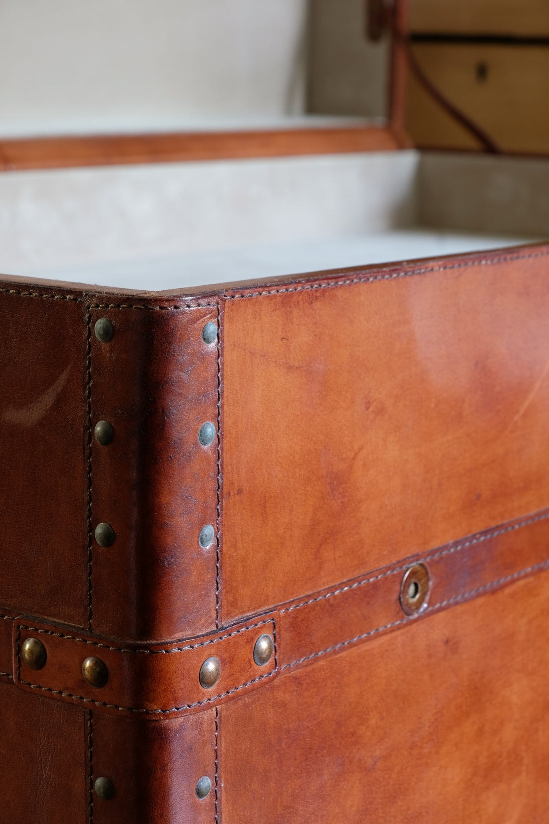 English tan leather steamer trunk with velvet lining & internal tray
