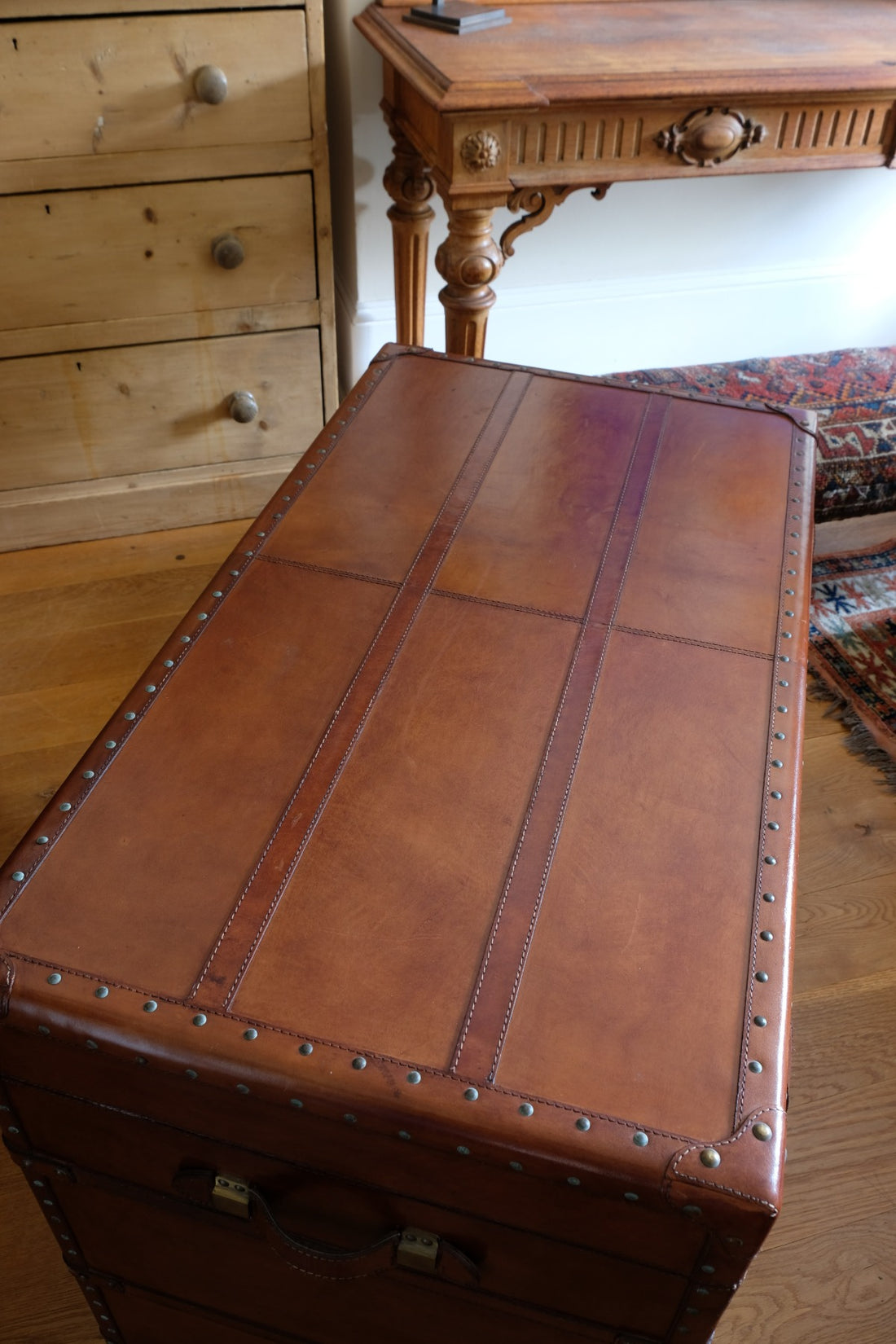 English tan leather steamer trunk with velvet lining & internal tray