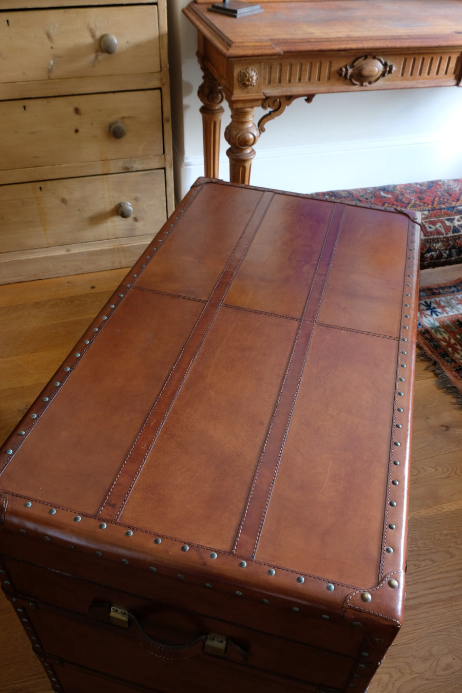 English tan leather steamer trunk with velvet lining & internal tray
