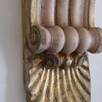 Architectural Pair Of Carved Giltwood Oak Corbels