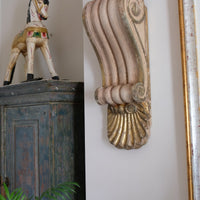 Architectural Pair Of Carved Giltwood Oak Corbels