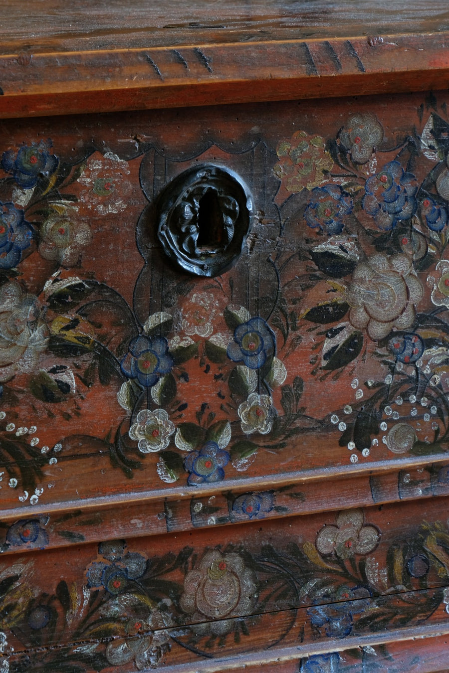 Hand painted ffolk Art coffer chest with a floral design