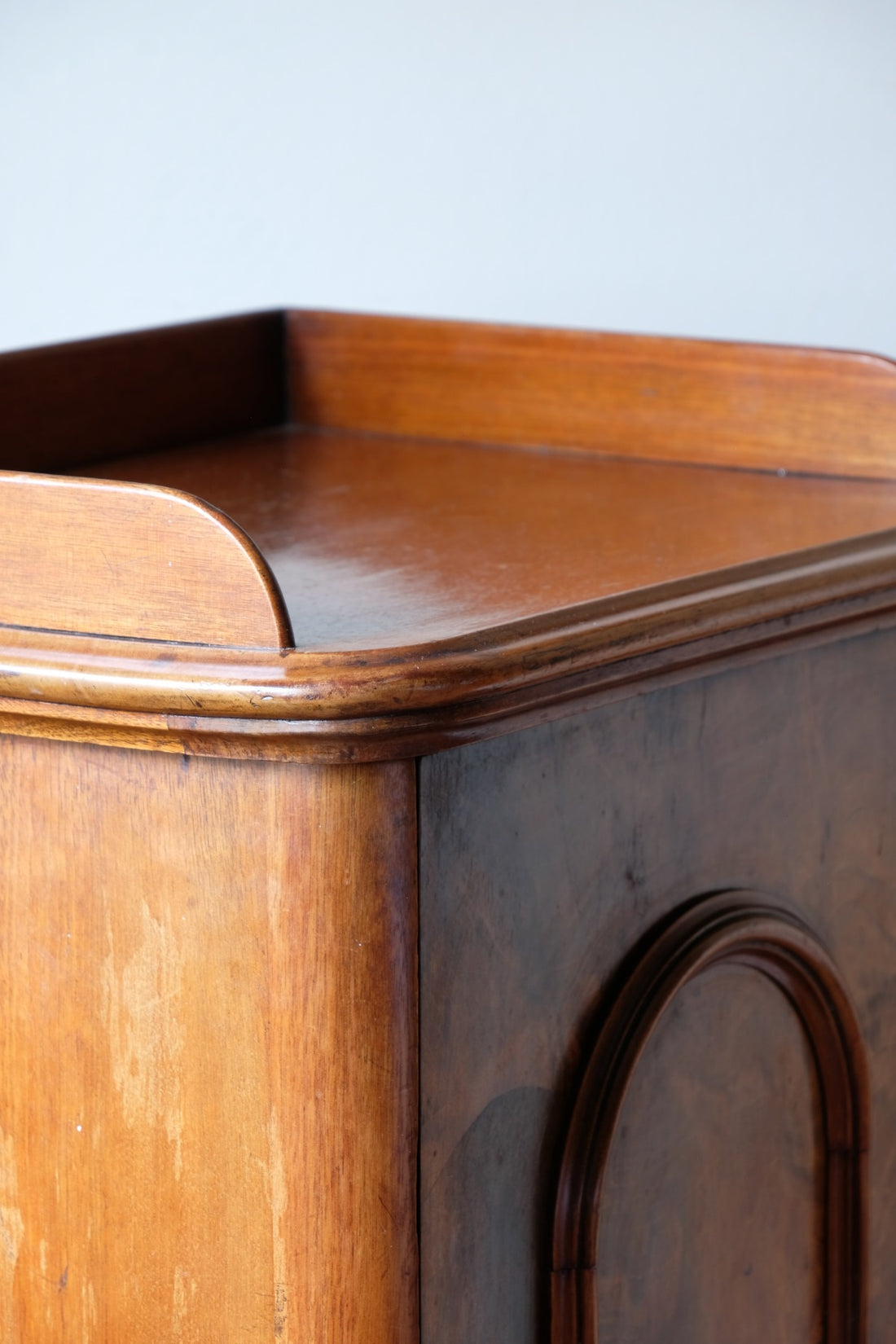 Burr Mahogany Bedside Table Nightstand with Galleried Top