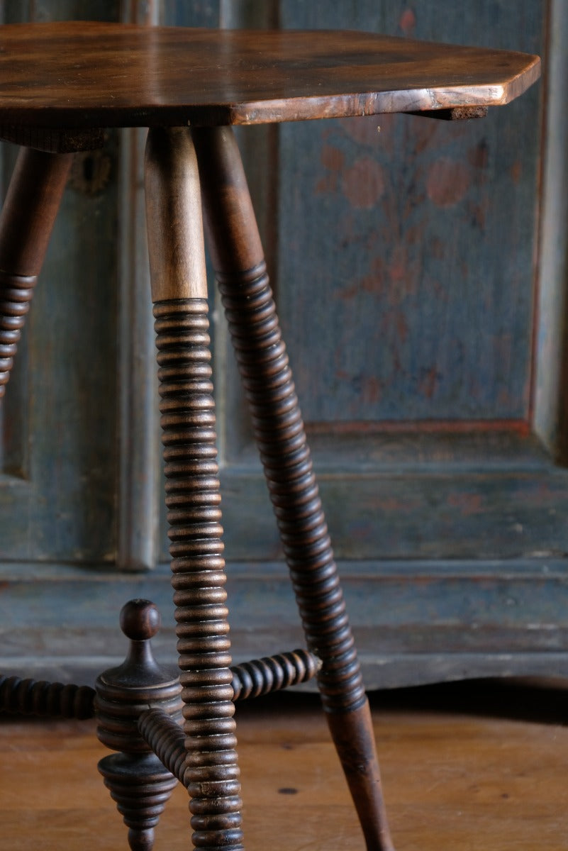 Octagonal Topped Bobbin Legged Gypsy Table