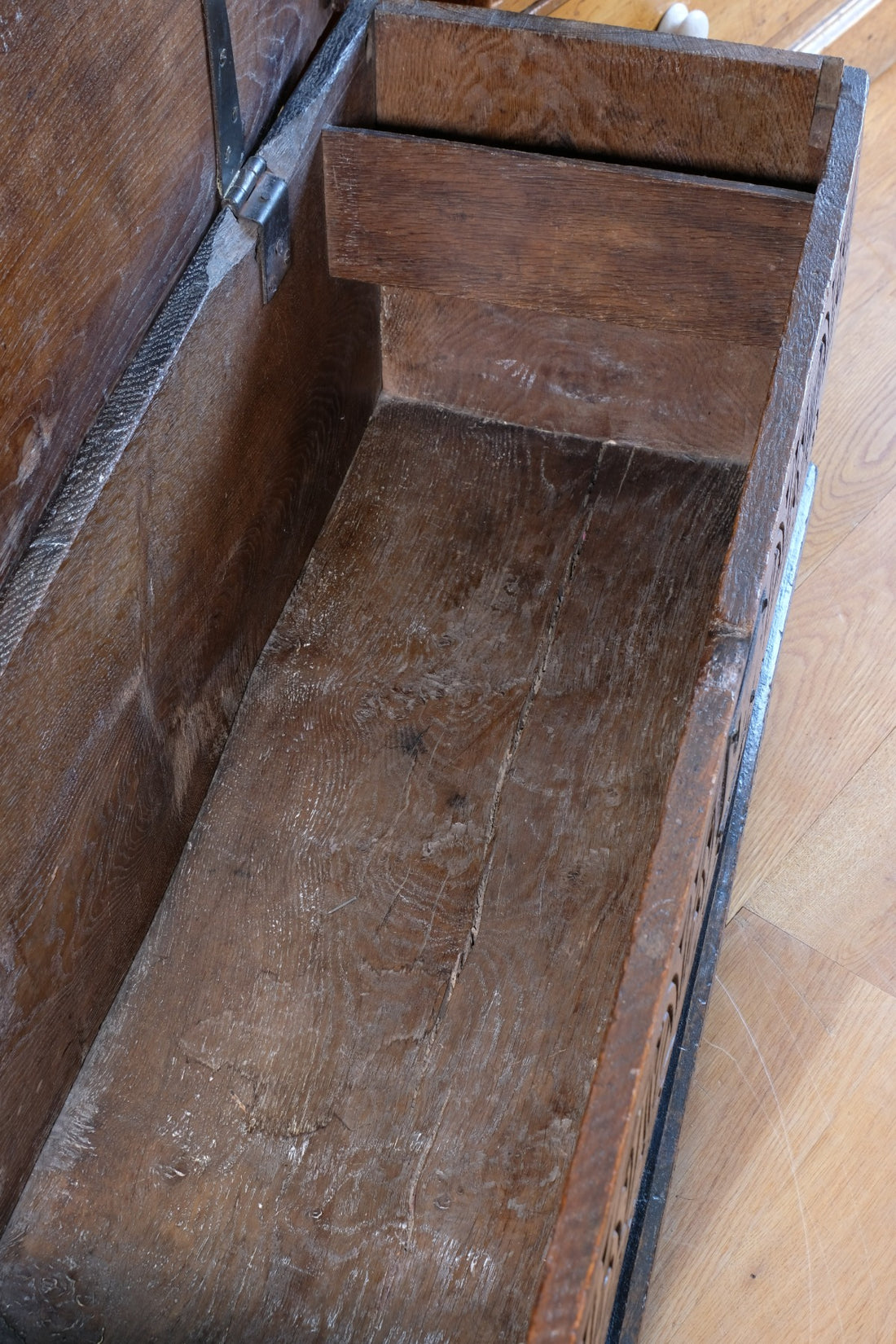 Carved Oak Coffer from the Charles II Era (c.1640–1660), ‘E.H.’ Initials