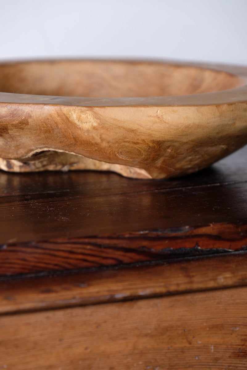 Burr Oak Turned Shallow Bowl 1001838