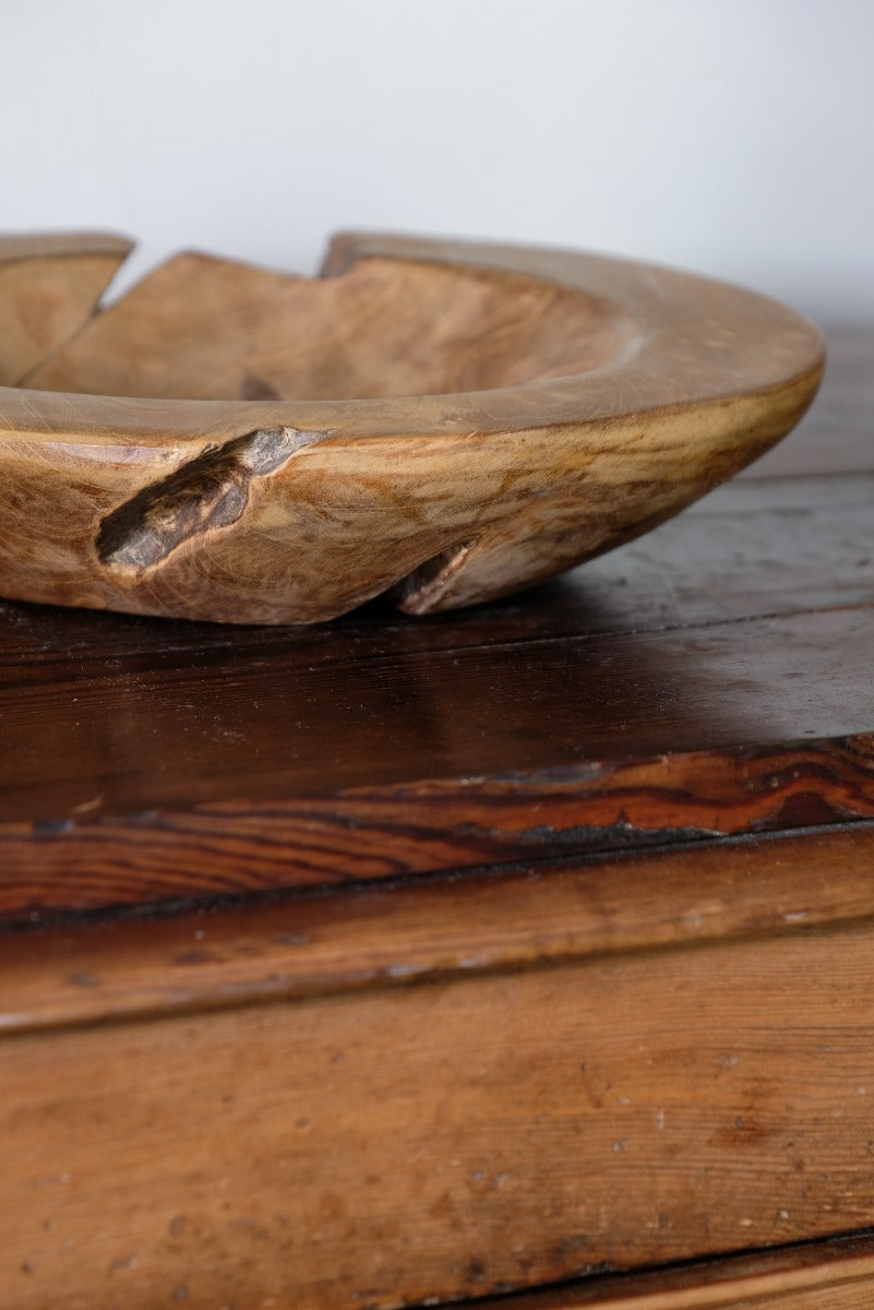 Burr Oak Turned Shallow Bowl 1001836