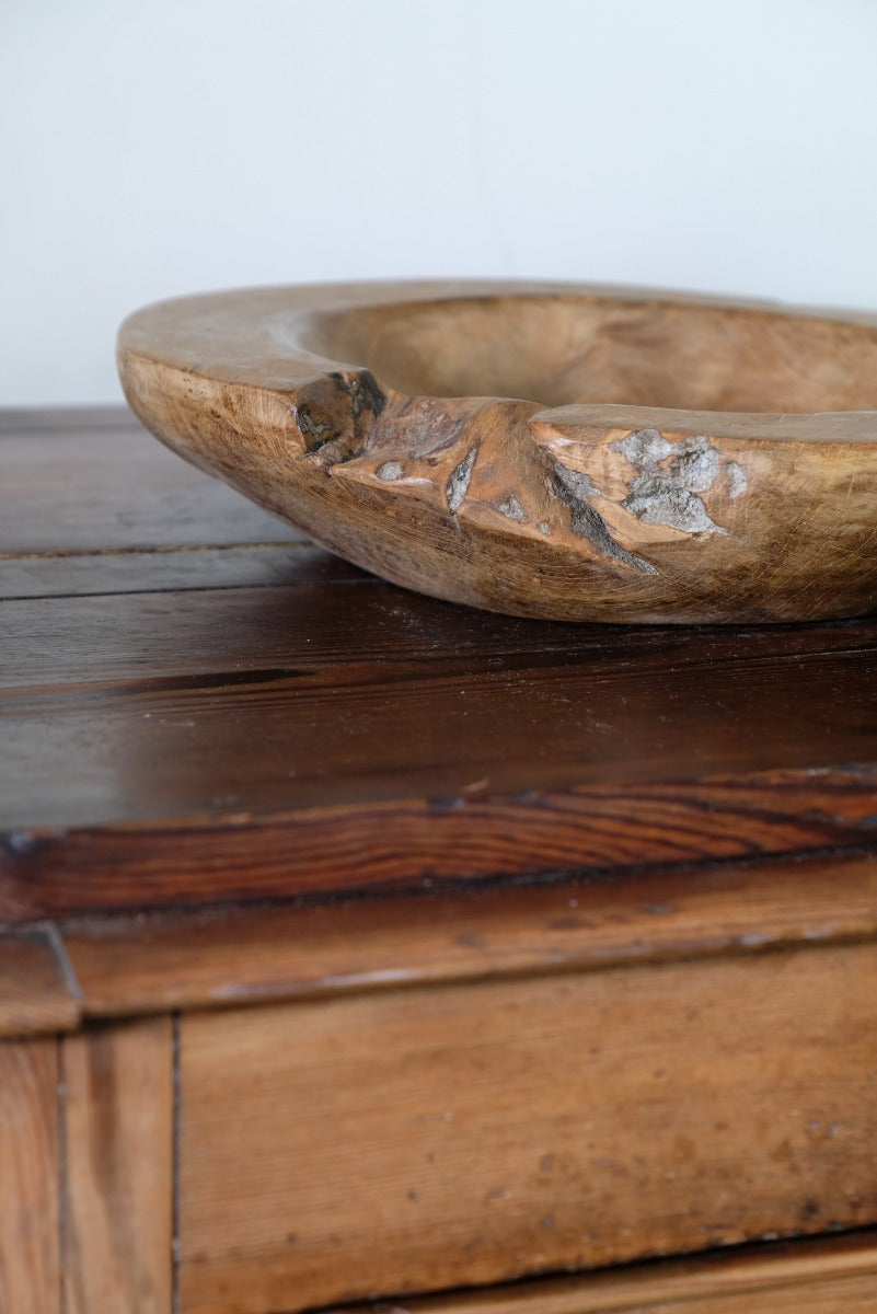 Burr Oak Turned Shallow Bowl 1001836