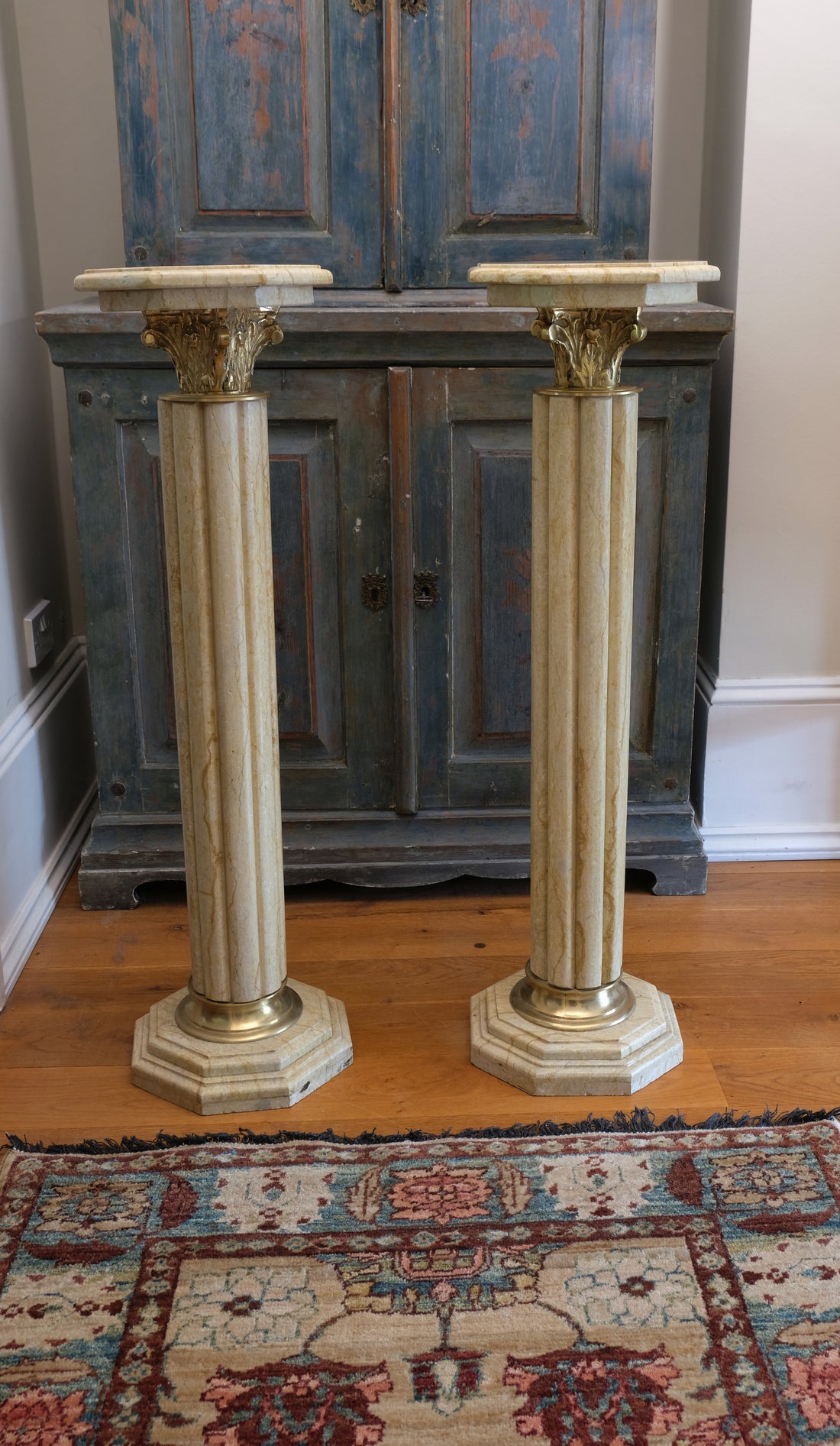 Pair Of Flute Marble Pedestal Stands With Cast Brass Tops 1001847